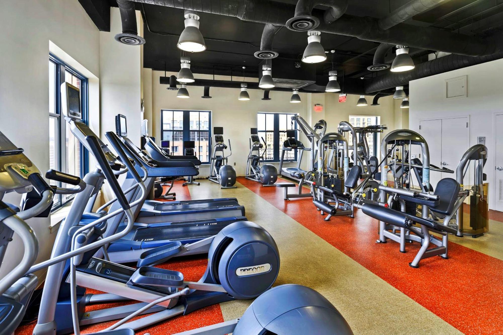 Condo With Gym And Pool In Pentagon City 8Min To Dca อาร์ลิงตัน ภายนอก รูปภาพ
